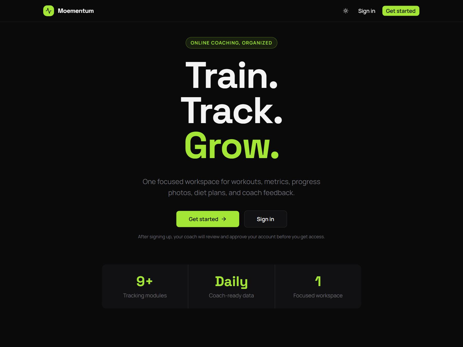 Moementum Training homepage — the online coaching workspace AlSufun built, showing workout, metrics and coach-feedback tracking.